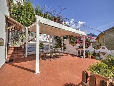 Three Bedroom Praiano Villa Luxury Huge Terraces
